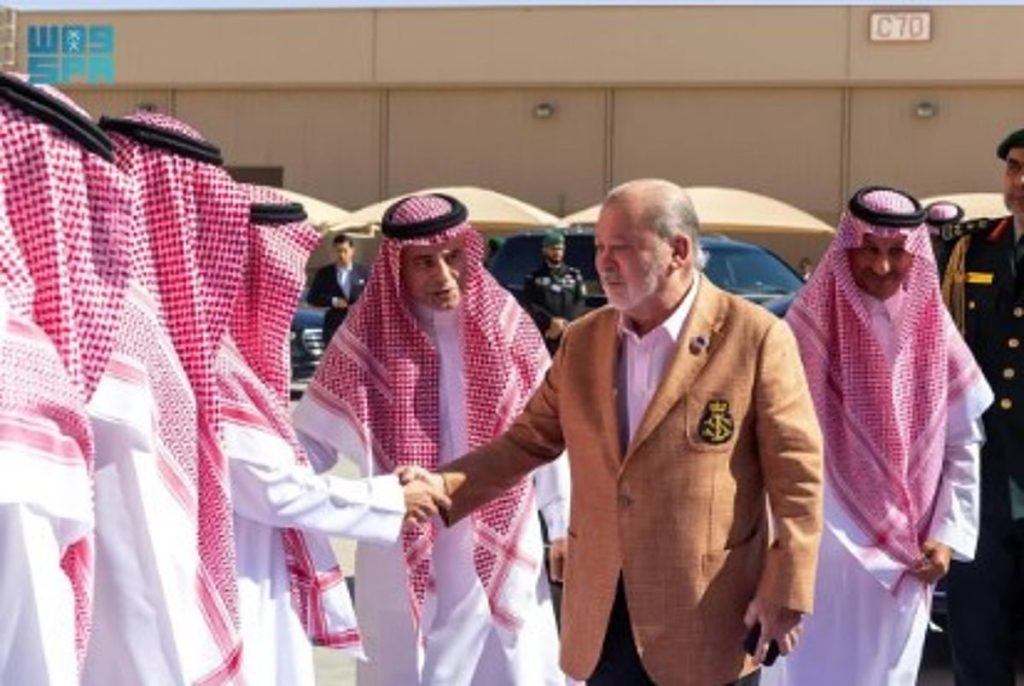 ملك ماليزيا يزور الشركة السعودية للصناعات العسكرية