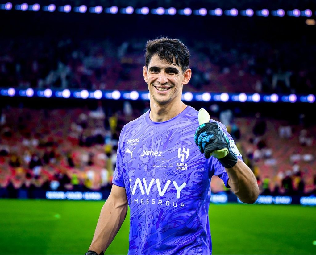 بونو وإنزاجي «الأفضل» في روشن لشهر أكتوبر