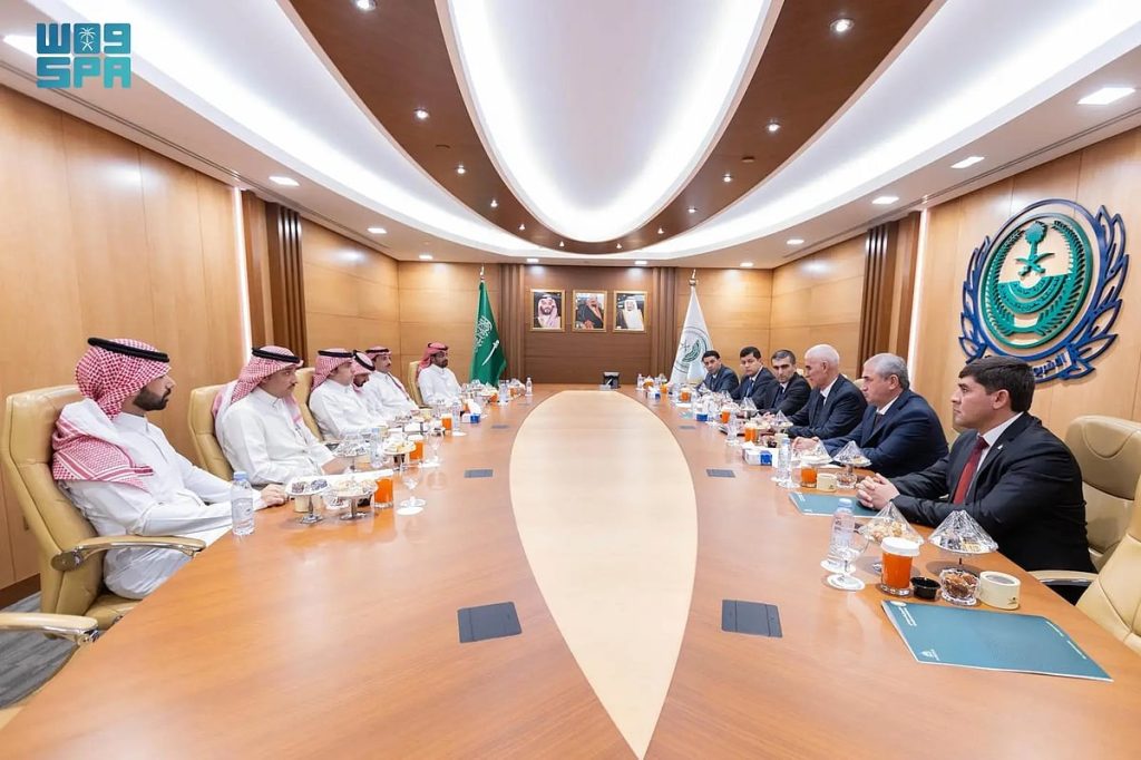 وفد من الإنتربول بطاجيكستان يزور الإنتربول السعودي لبحث التعاون الأمني