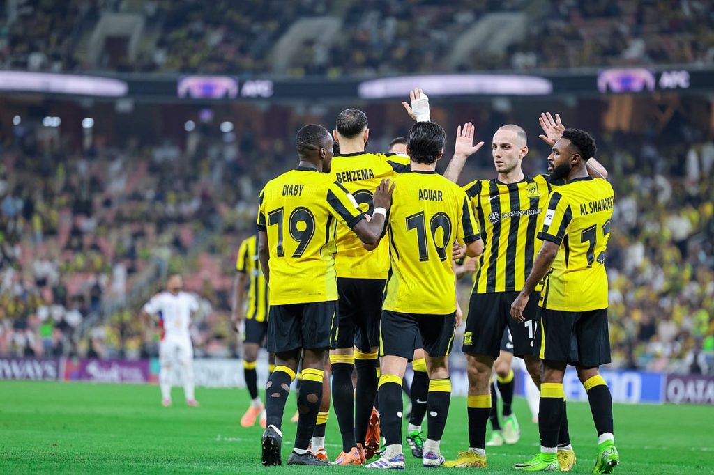 ثنائي الاتحاد يغيب عن مباراة الأهلي بدوري روشن