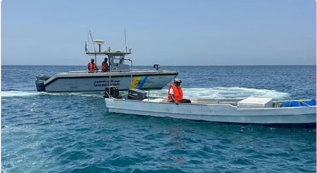 ضبط مخالف للائحة الأمن في المناطق البحرية من الجنسية الميانمارية بمكة المكرمة