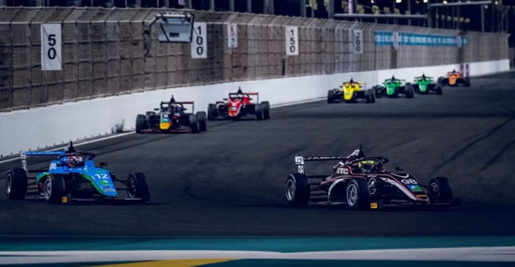 منافسات قوية في ختام الجولة الرابعة من بطولة أرامكو السعودية "للفورمولا – 4"