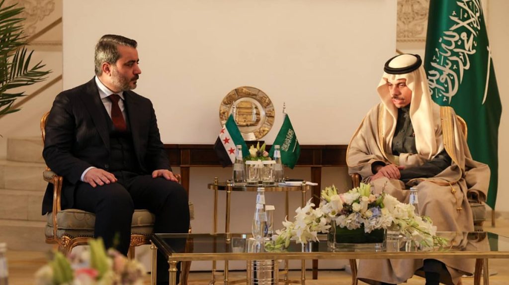 مستشار اقتصادي: المنحة النفطية المقدمة من المملكة لسوريا ستدعم القطاع النفطي