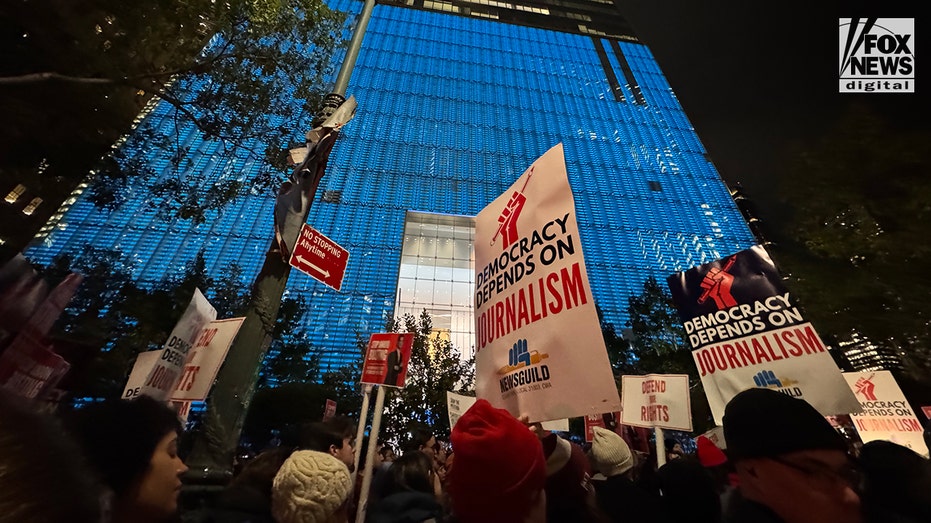 احتجاج NewsGuild على الفصل من العمل في Conde Nast