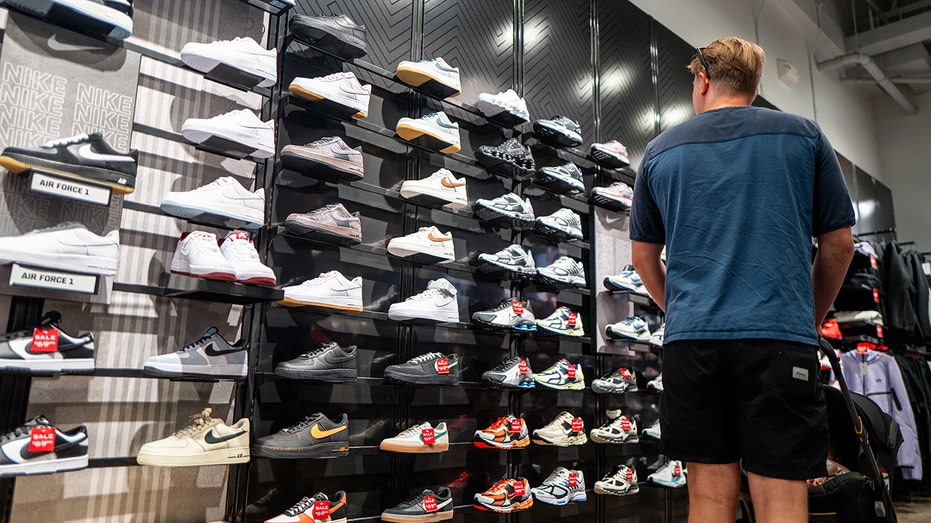 متجر فوت لوكر في تكساس