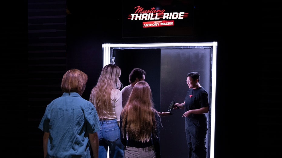 أطلقت فورد مؤخراً معرضاً تفاعلياً جديداً يحتفل بستة عقود من تراث موستانج.