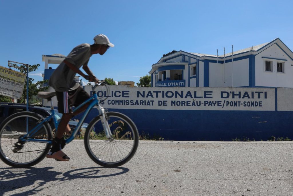 وفي هايتي، ستجرى الانتخابات التشريعية والرئاسية في أغسطس 2026، حسبما تعلن السلطات الانتقالية