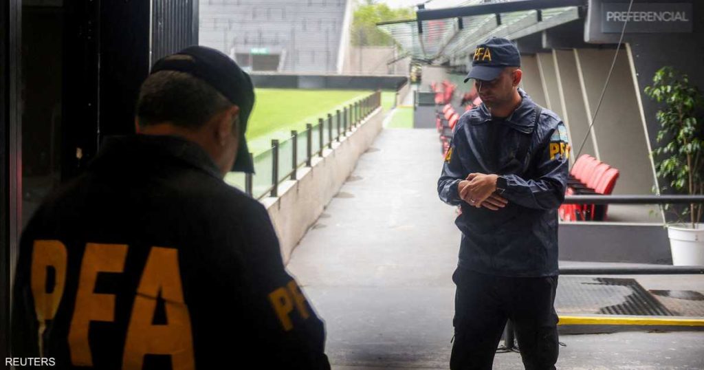 مداهمة مقر اتحاد الكرة الأرجنتيني في تحقيقات “غسيل أموال”