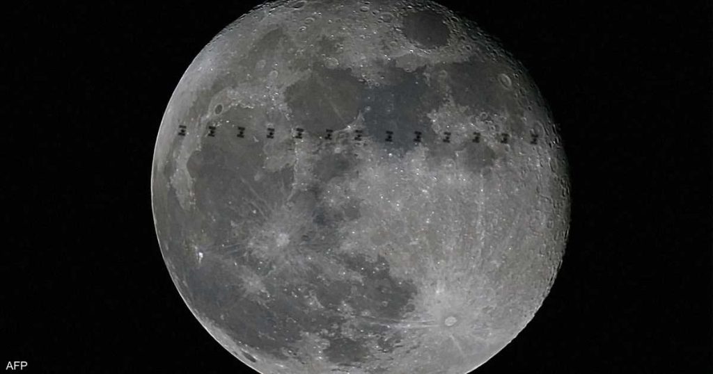 ترامب يؤكد هدف عودة الأميركيين إلى القمر في عام 2028