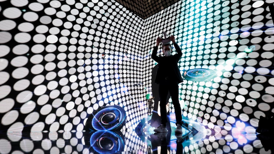 عالم ميتافيرس