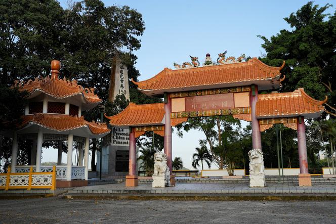 النصب التذكاري قبل تدميره، في أرايجان، بنما، 24 يناير 2025.