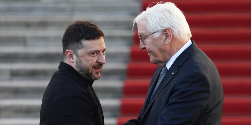 بث مباشر، الحرب في أوكرانيا: بعد اجتماعه مع المفاوضين الأمريكيين، سيلتقي فولوديمير زيلينسكي بمسؤولين أوروبيين يوم الاثنين