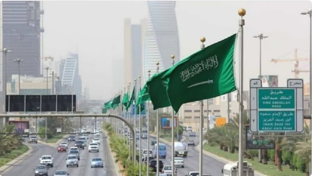 طقس السبت.. أمطار غزيرة ورياح نشطة مثيرة للأتربة والغبار على عدة مناطق