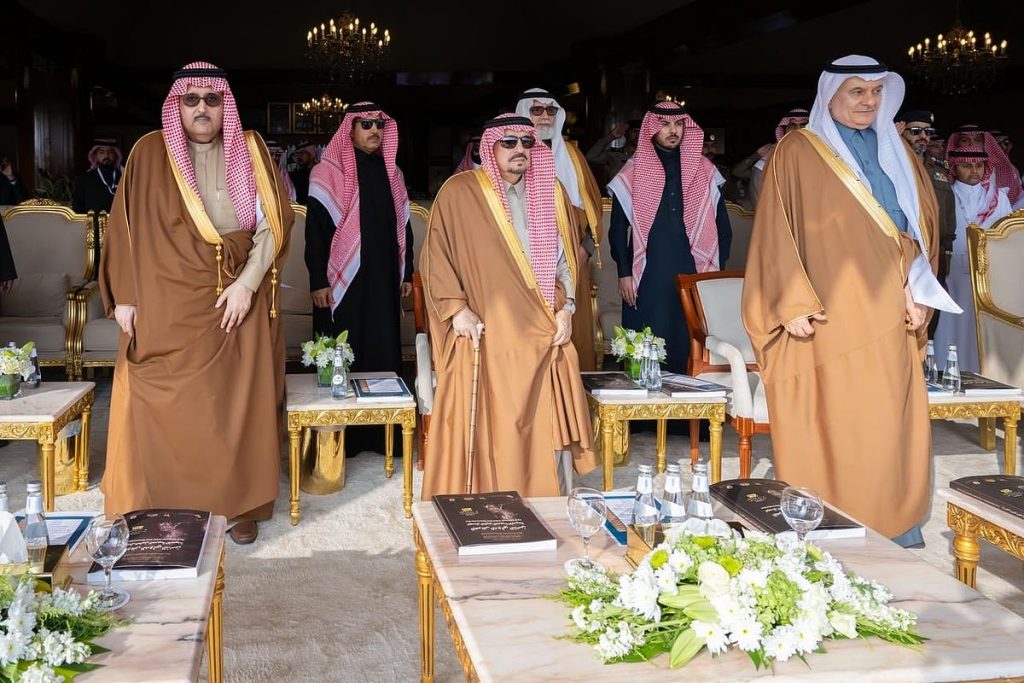 تحت رعاية خادم الحرمين الشريفين.. أمير الرياض يحضر الحفل الختامي للعرض الدولي الثامن لجمال الخيل العربية الأصيلة