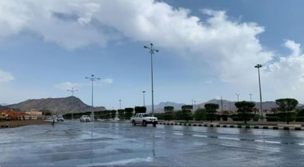 150 محطة ترصد هطول الأمطار في 11 منطقة.. والرياض الأعلى كمية بـ47,0 ملم