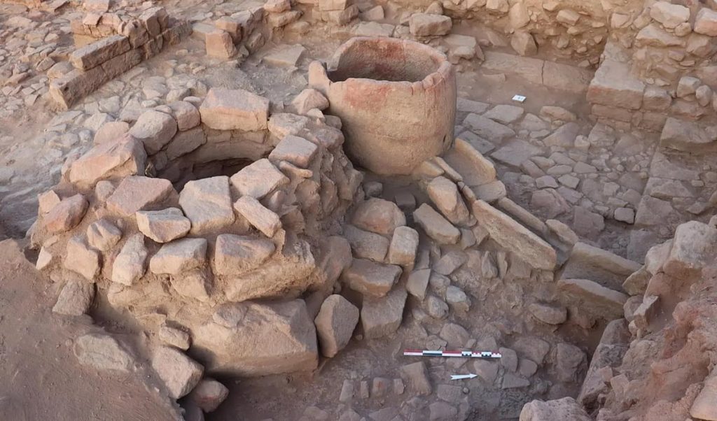 اكتشافات أثرية في دادان تسدّ الفجوة الزمنية بين الفترتين النبطية والإسلامية في وادي القرى بالعُلا