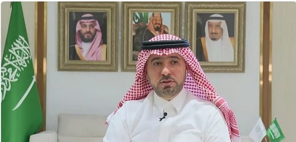 وزير البلديات والإسكان يزور الحدود الشمالية ويدشّن مشاريع بـ400 مليون ريال