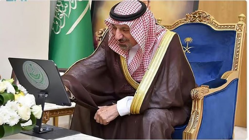 أمير نجران يستعرض مع وزير الاستثمار الفرص الاستثمارية الواعدة بالمنطقة