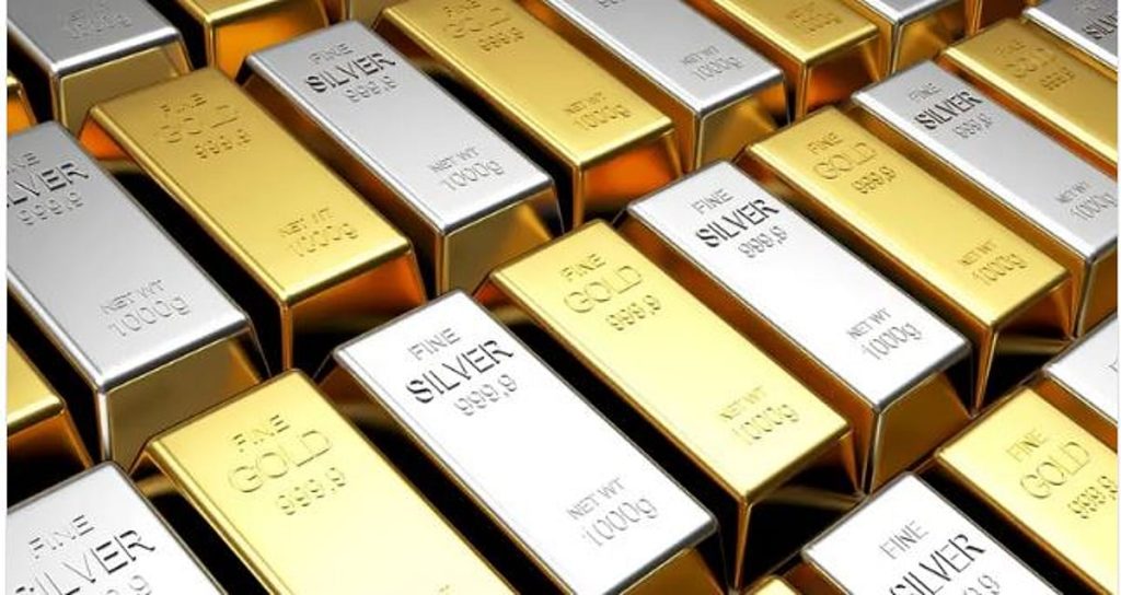 الذهب يتجه لتحقيق أفضل أداء سنوي منذ نحو نصف قرن.. والفضة تخسر أكثر من 3%