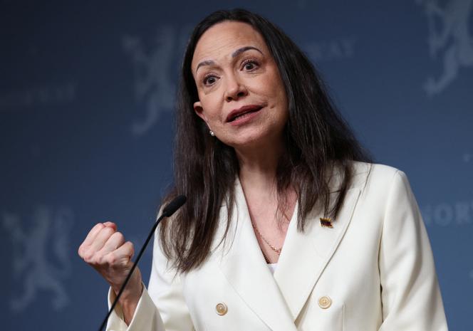 ماريا كورينا ماتشادو خلال مؤتمر صحفي في أوسلو، 11 ديسمبر 2025. 