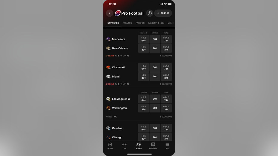 التصميم العام لتطبيق Fanatics Markets