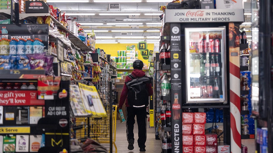 الدولار العام