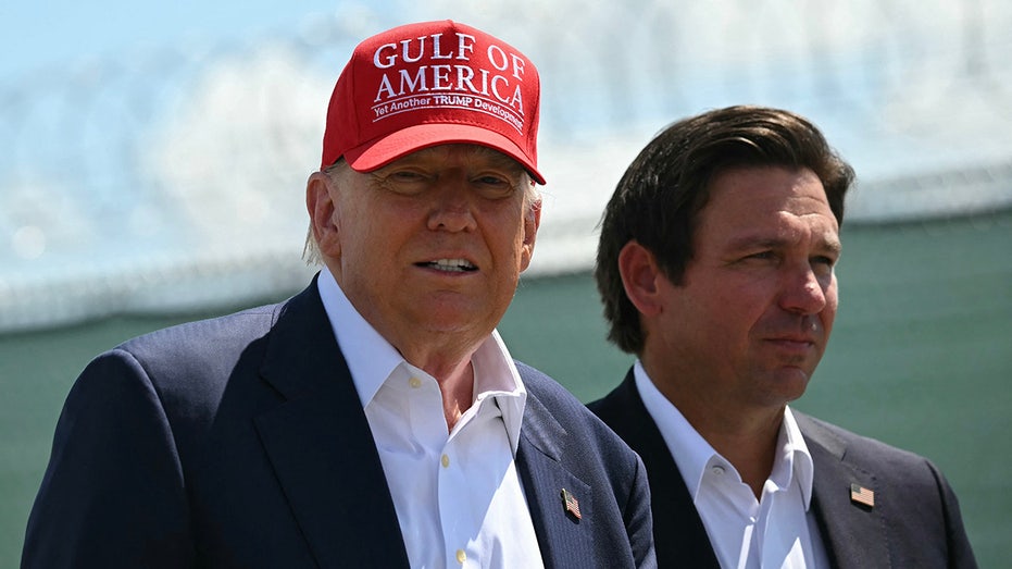 الرئيس دونالد ترامب والحاكم رون ديسانتيس