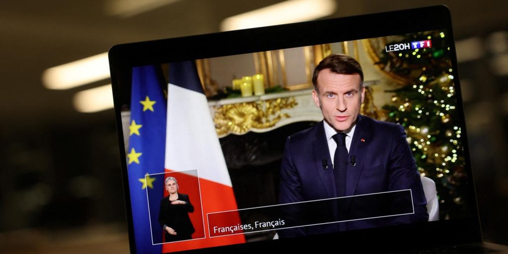 بث مباشر، أمنيات إيمانويل ماكرون: رئيس الدولة يلقي خطابه التقليدي للفرنسيين قبل العام الجديد