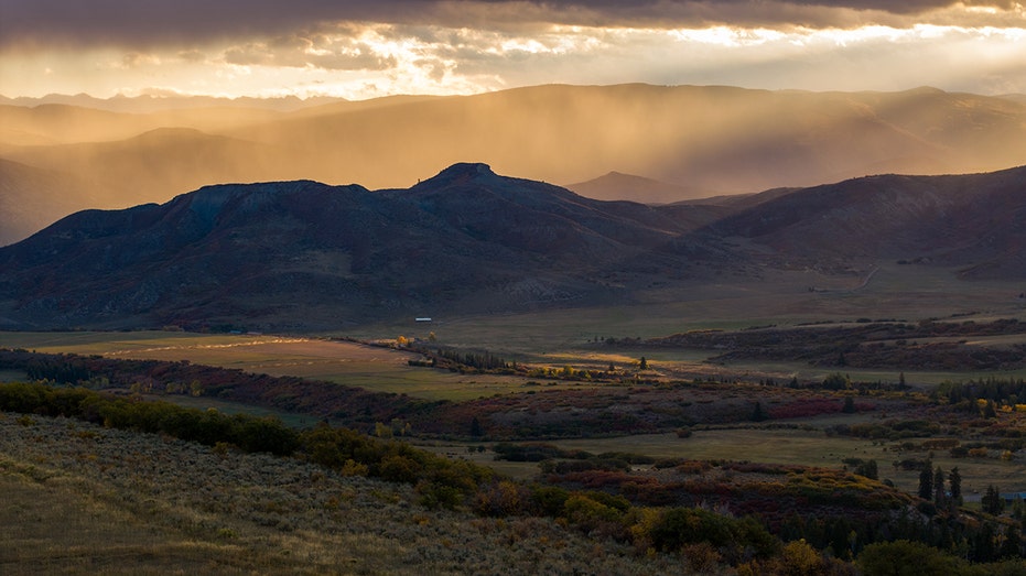 كان قصر الرئيس التنفيذي لشركة Palantir Alex Karp عبارة عن دير سابق