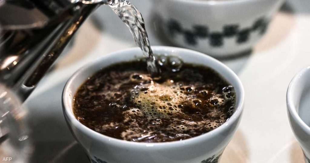 ماذا يحدث للجسم عند قطع الكافيين فجأة؟