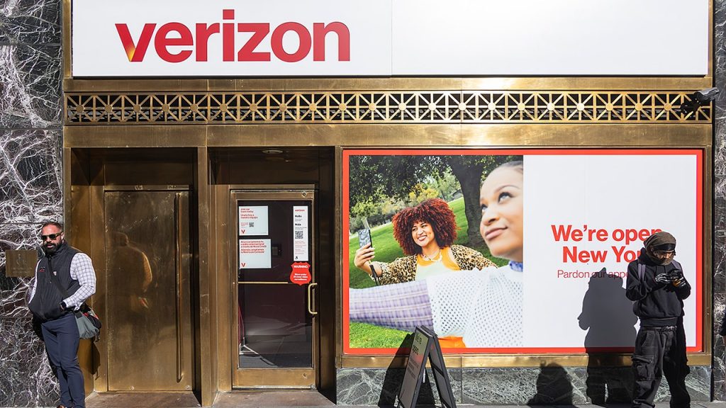 خدمة هاتف Verizon معطلة لبعض العملاء