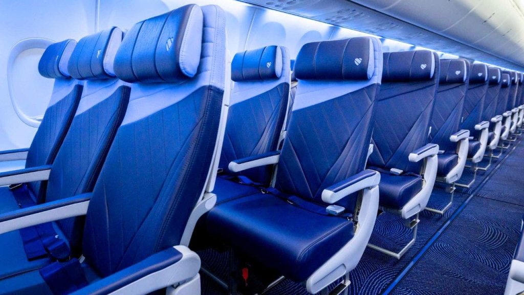 تنهي شركة Southwest Airlines رسميًا نموذج المقاعد المفتوحة طويل الأمد، وتبدأ في تغيير أسعار الحجم الزائد