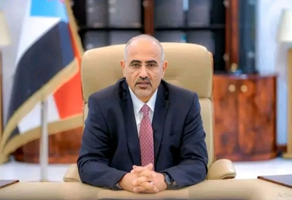 الصومال يعلن التحقيق في هروب عيدروس الزبيدي عبر مجالها الجوي