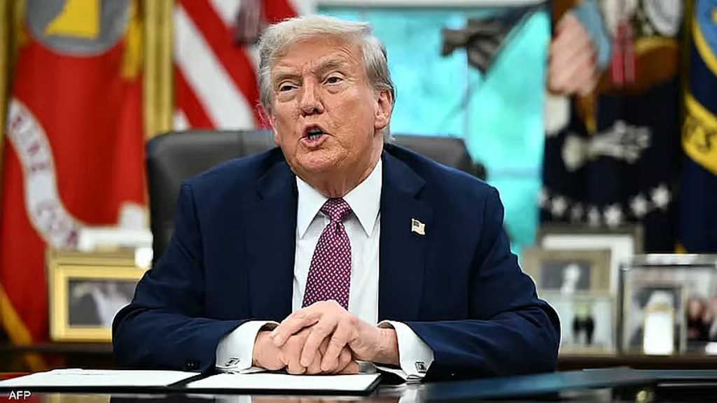 ترامب: فنزويلا توافق على تكرير وبيع 50 مليون برميل نفط للولايات المتحدة