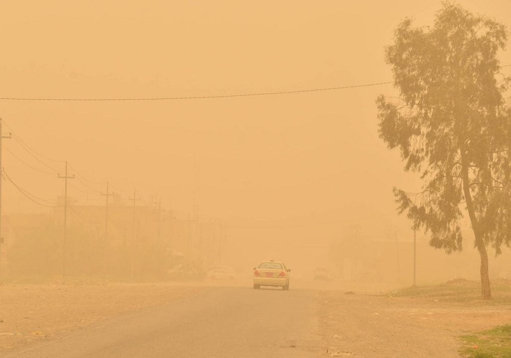 6 نصائح من المرور للقيادة الآمنة أثناء موجات الغبار