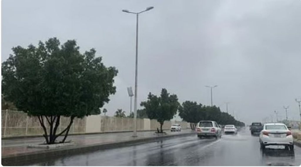 طقس المملكة الأربعاء.. فرصة مهيأة لأمطار رعدية ورياح نشطة وتكوّن ضباب على عدة مناطق