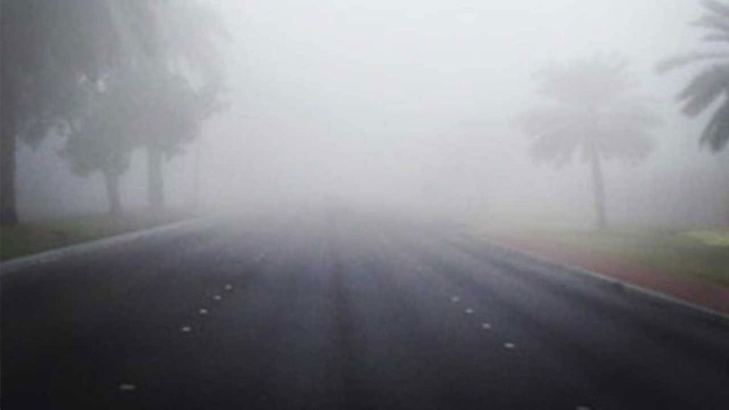 «الأرصاد» ينبه من تدني الرؤية الأفقية بسبب الضباب على محافظة القريات