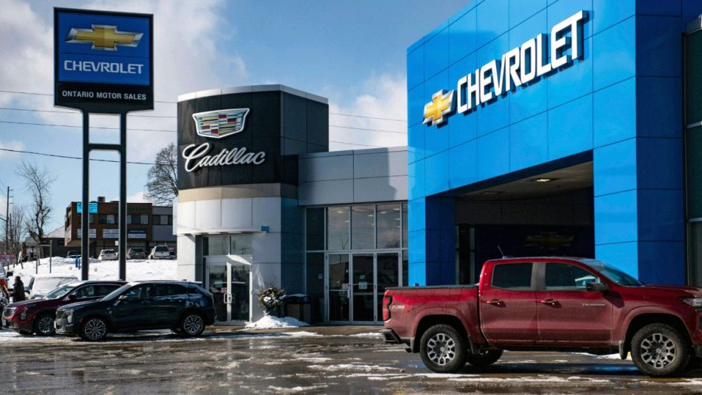 تلقت جنرال موتورز خسارة قدرها 7 مليارات دولار بعد تغيير استراتيجية السيارات الكهربائية بسبب تباطؤ الطلب