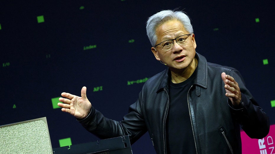 الرئيس التنفيذي لشركة NVIDIA جنسن هوانغ