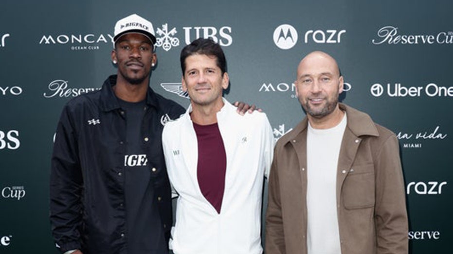 جيمي بتلر، واين بويتش، وديريك جيتر