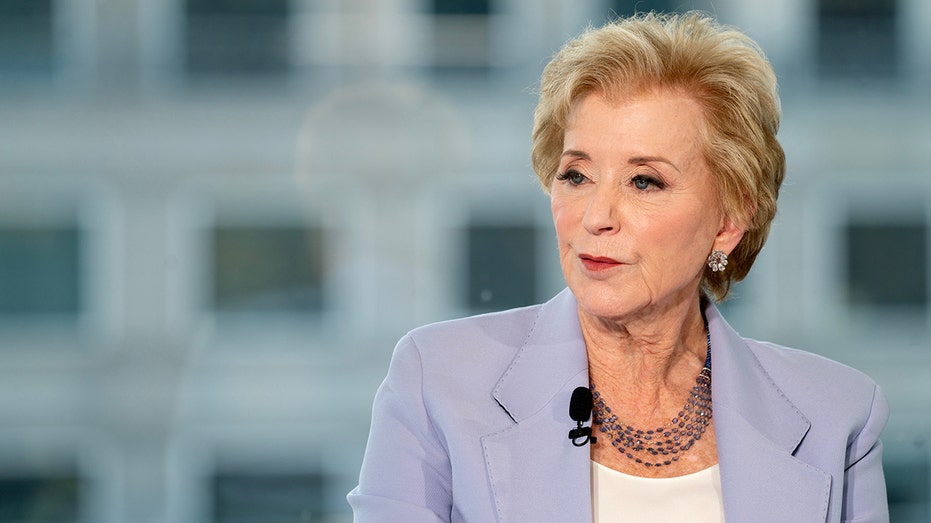 مكمان في مقابلة بلومبرج