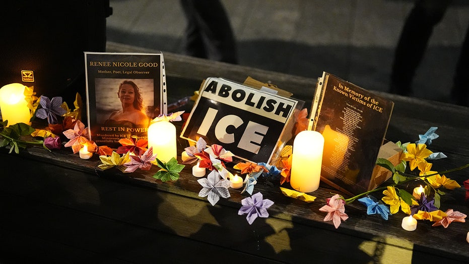 وقفة احتجاجية لرينيه جود بعد مقتلها في إطلاق نار