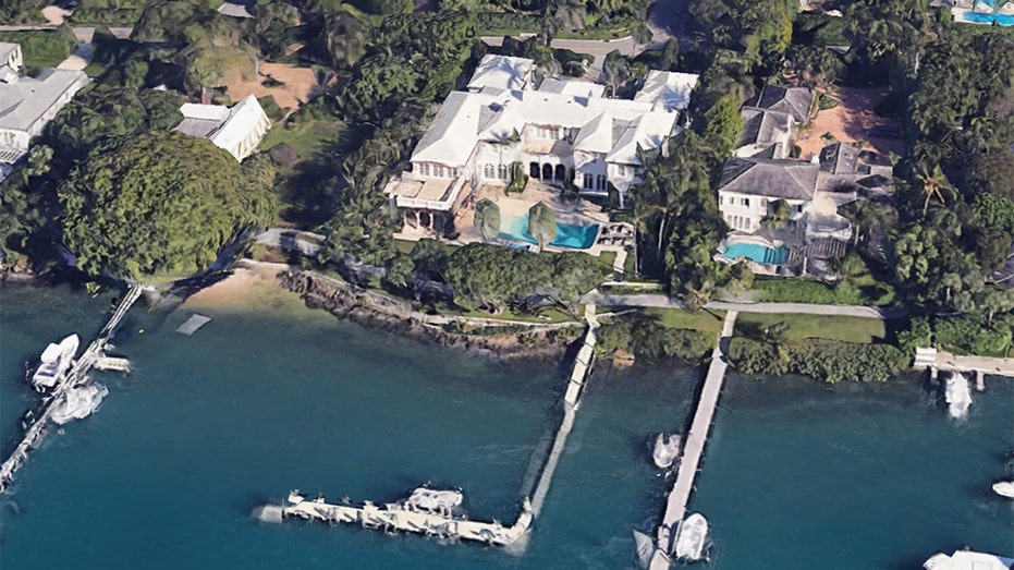 روبرت ستيلر بالم بيتش