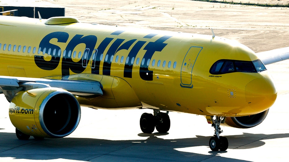 خطوط سبيريت الجوية في مطار سان دييغو الدولي