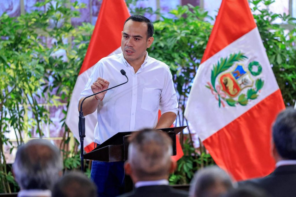 إقالة الرئيس خوسيه جيري، وكشف عن النظام السياسي الذي بدأ يفقد قوته