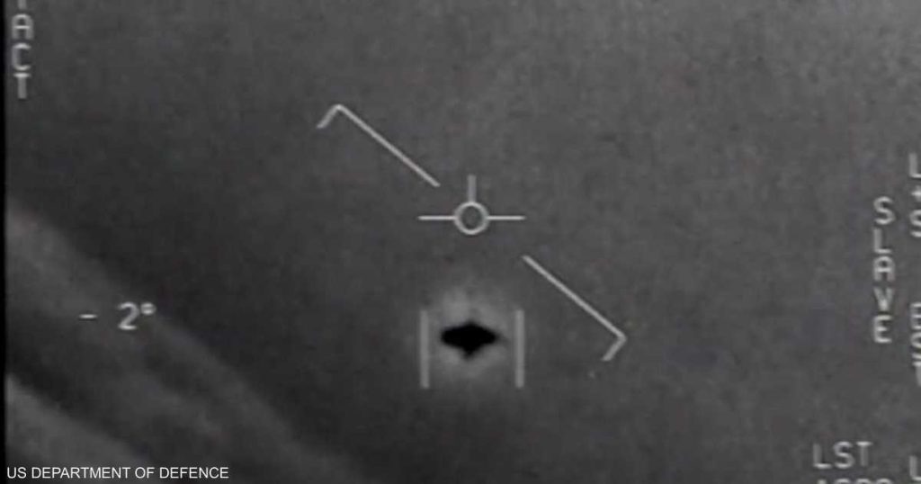 ترامب يتعهد بنشر وثائق الحكومة حول “الكائنات الفضائية”