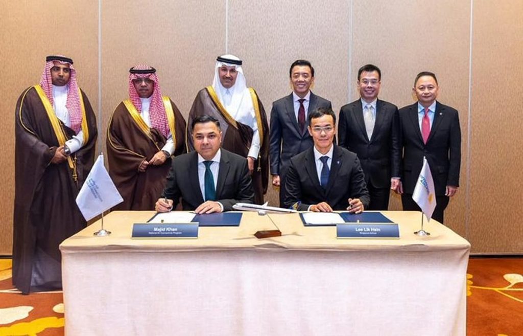 توقيع اتفاقية لتعزيز الربط الجوي بين المملكة وسنغافورة
