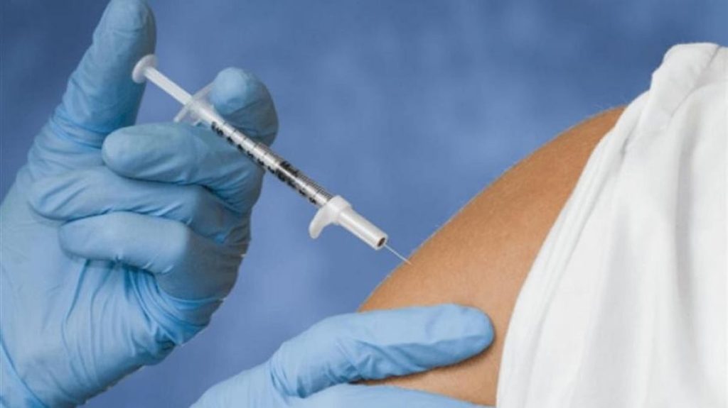 “عش بصحة” تنصح بضرورة تلقي لقاح الحمى الشوكية قبل أداء العمرة