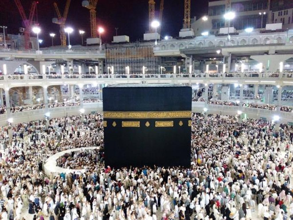 سنن وآداب زيارة الحرمين الشريفين في وقت العمرة.. وزارة الحج توضح