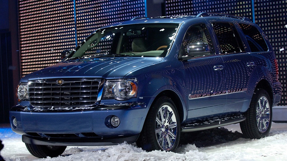 كرايسلر اسبن سيارات الدفع الرباعي